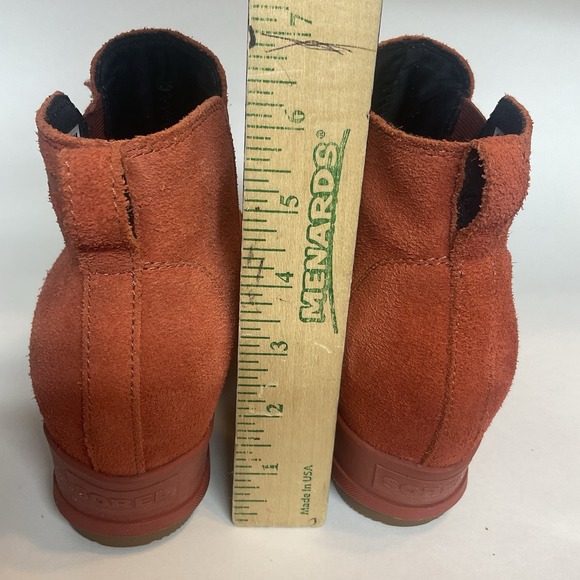 NWOT SOREL Evie Warp‎ Red  Suede Leather Hidden Wedge Ankle Boots 9/40 - Picture 3 of 9